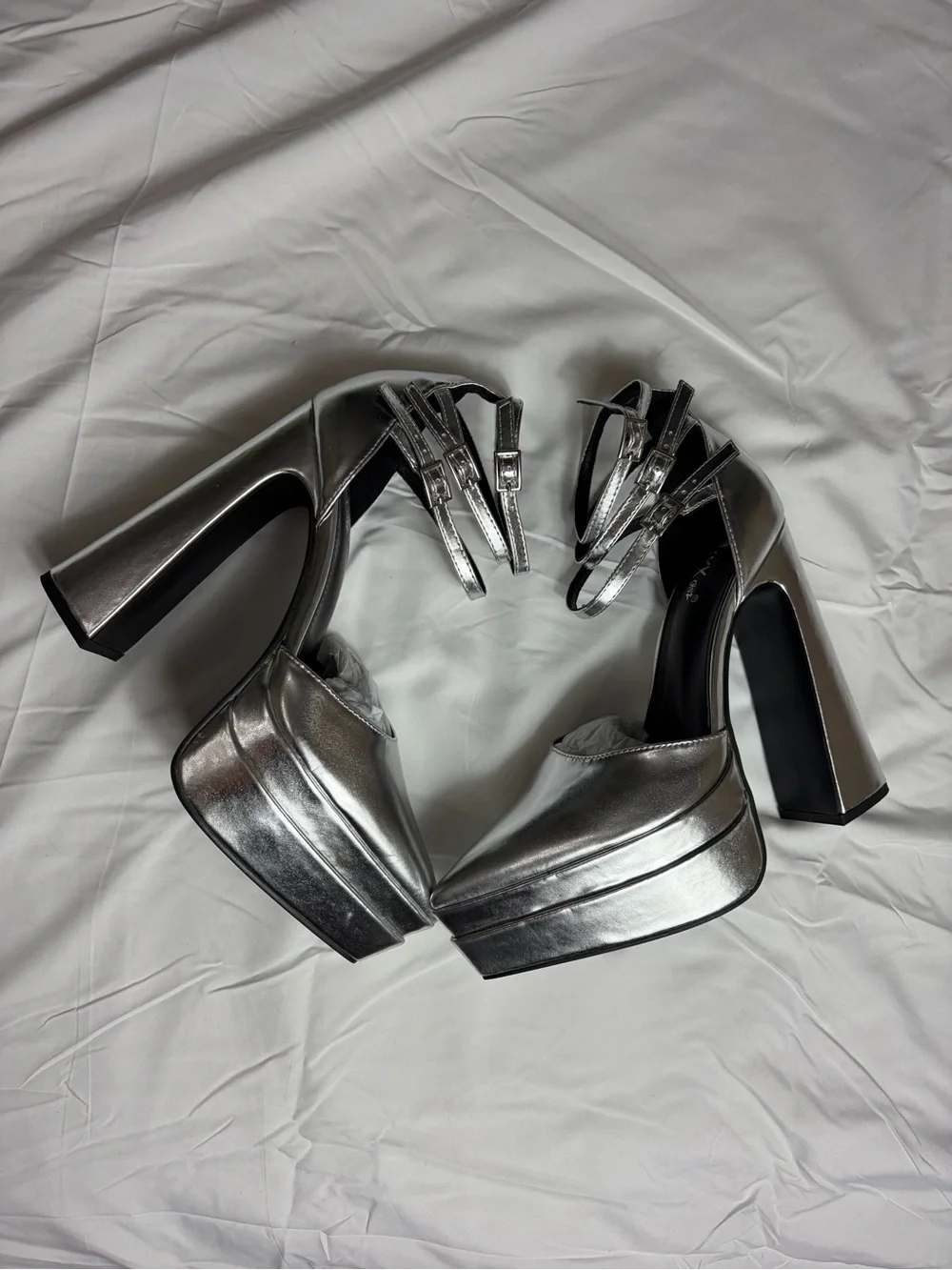 Silver metallic vegan pointy toe extreme platform Mary Jane heels size 8.5 & 9